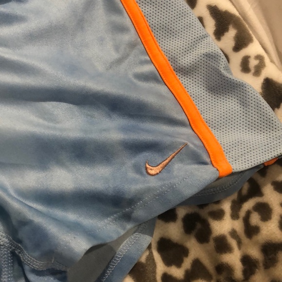 Nike Pro - Picture 2 of 4